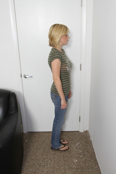 Petite pornstar in glasses Penny Pax reveals her big tits and ass at a casting