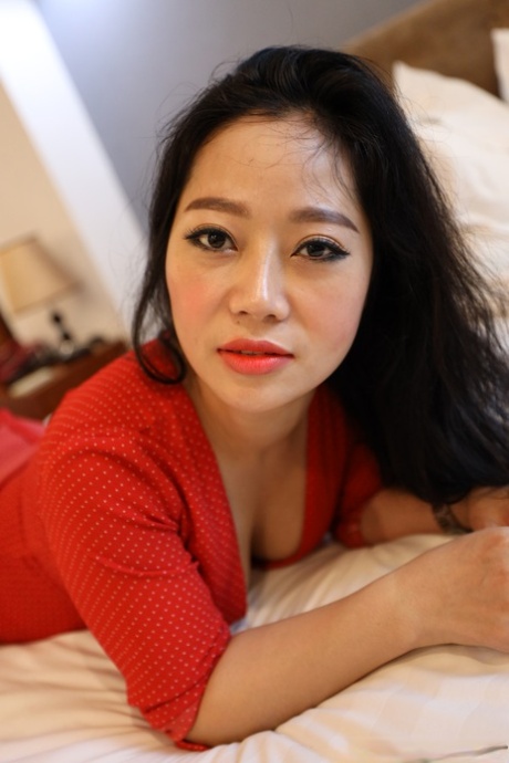 Hot Asian MILF Pat D shows her perfect tits & takes a facial after POV sex