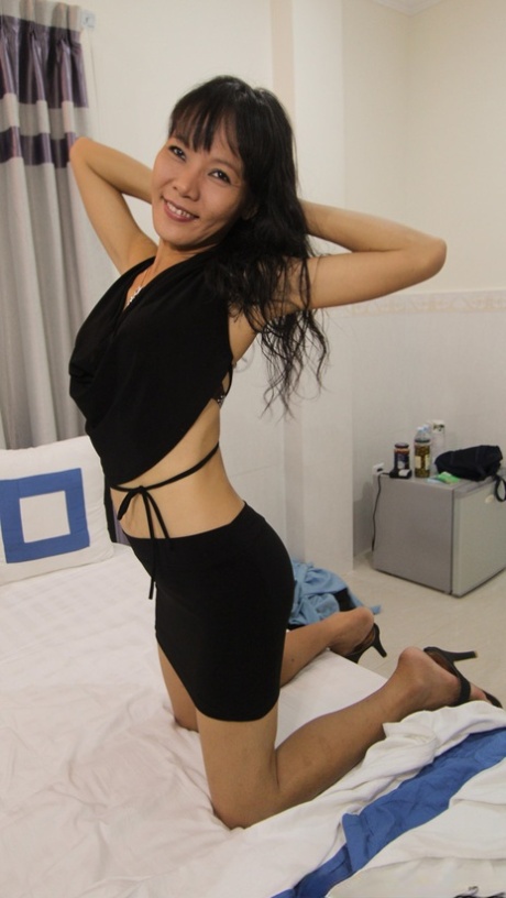 Skinny Asian hottie Lan getting her tight beaver pounded in POV